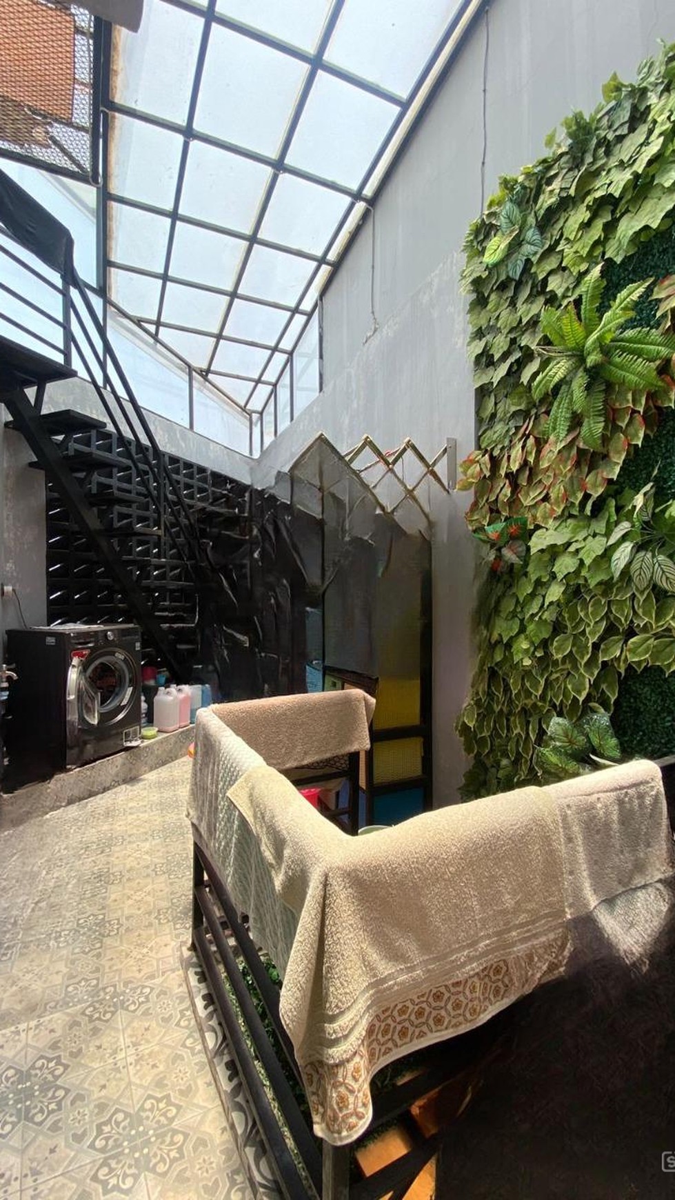 Rumah Hitung Tanah Area Cipete