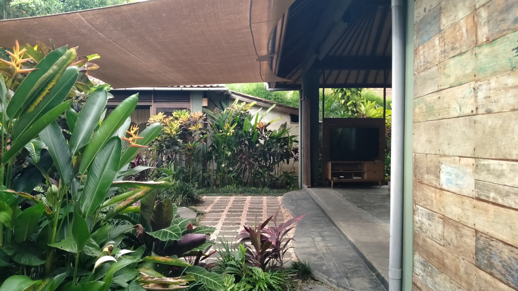 2 Bedroom Villa for Monthly Rent with Lush Green Views - 10 Minutes from Ubud Center