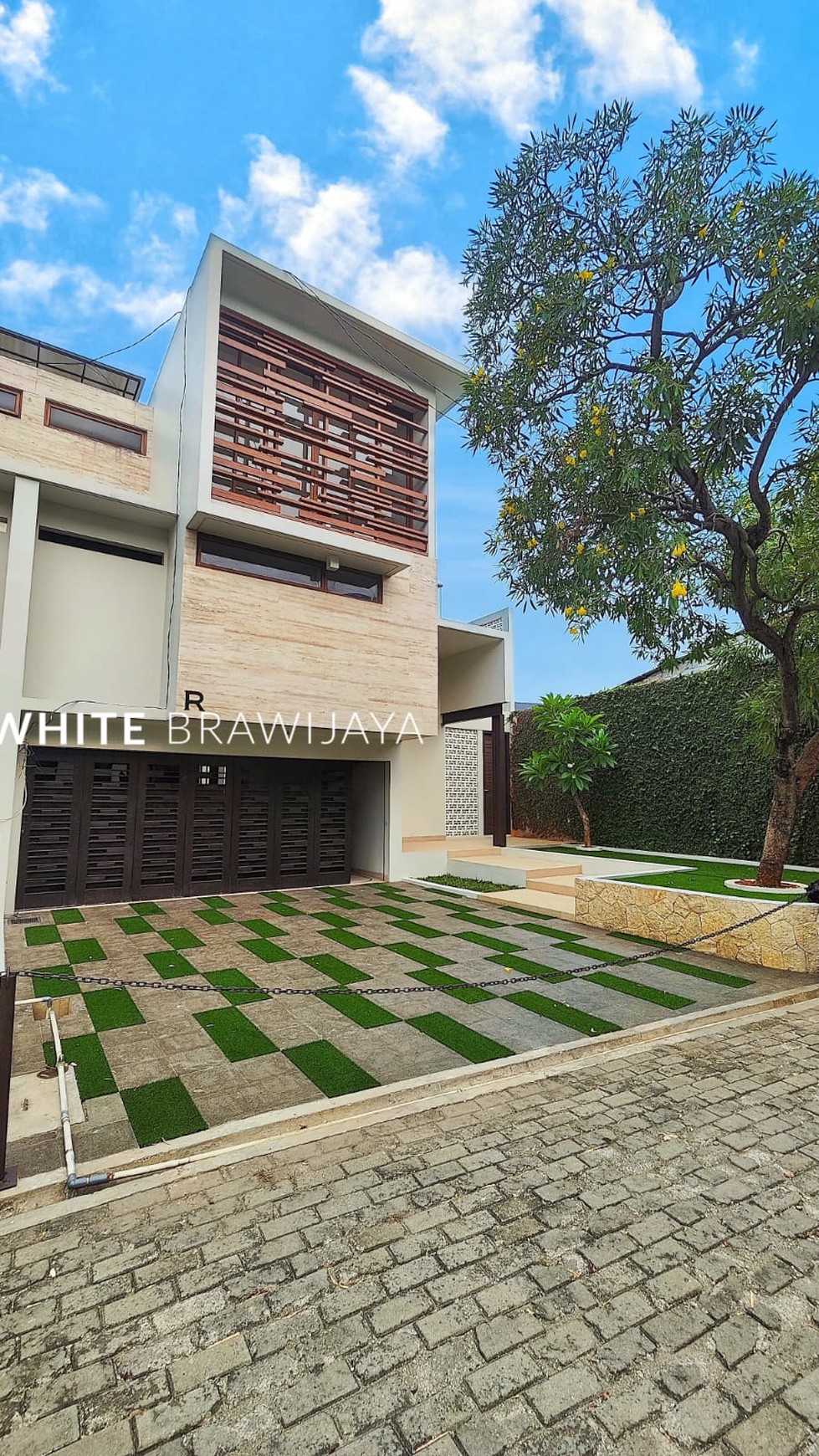 Brand New Townhouse Lokasi Strategis Area Ampera Lokasi Strategis