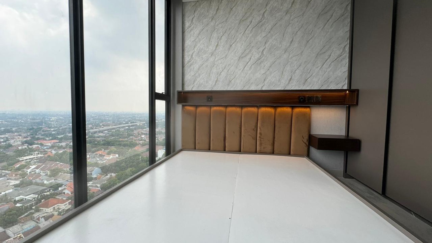 Fully Furnished 2 Bedroom - Fatmawati City Center Corona Tower 