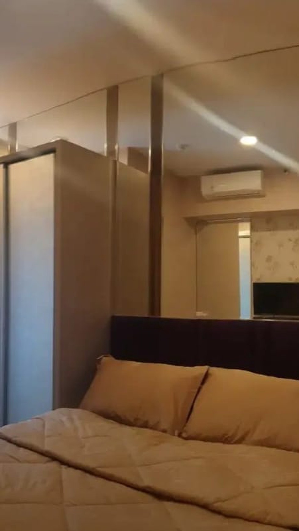 MURAH Dijual Apartemen Anderson Pakuwon Mall Tipe 2 Kamar Tidur FULL Furnished MODERN 