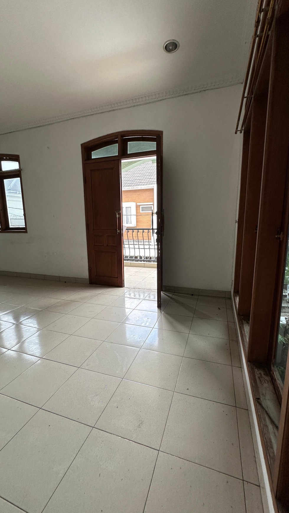 Dijual rumah di Jl Grinting - Blok A - Kebayoran Baru- Jakarta Selatan