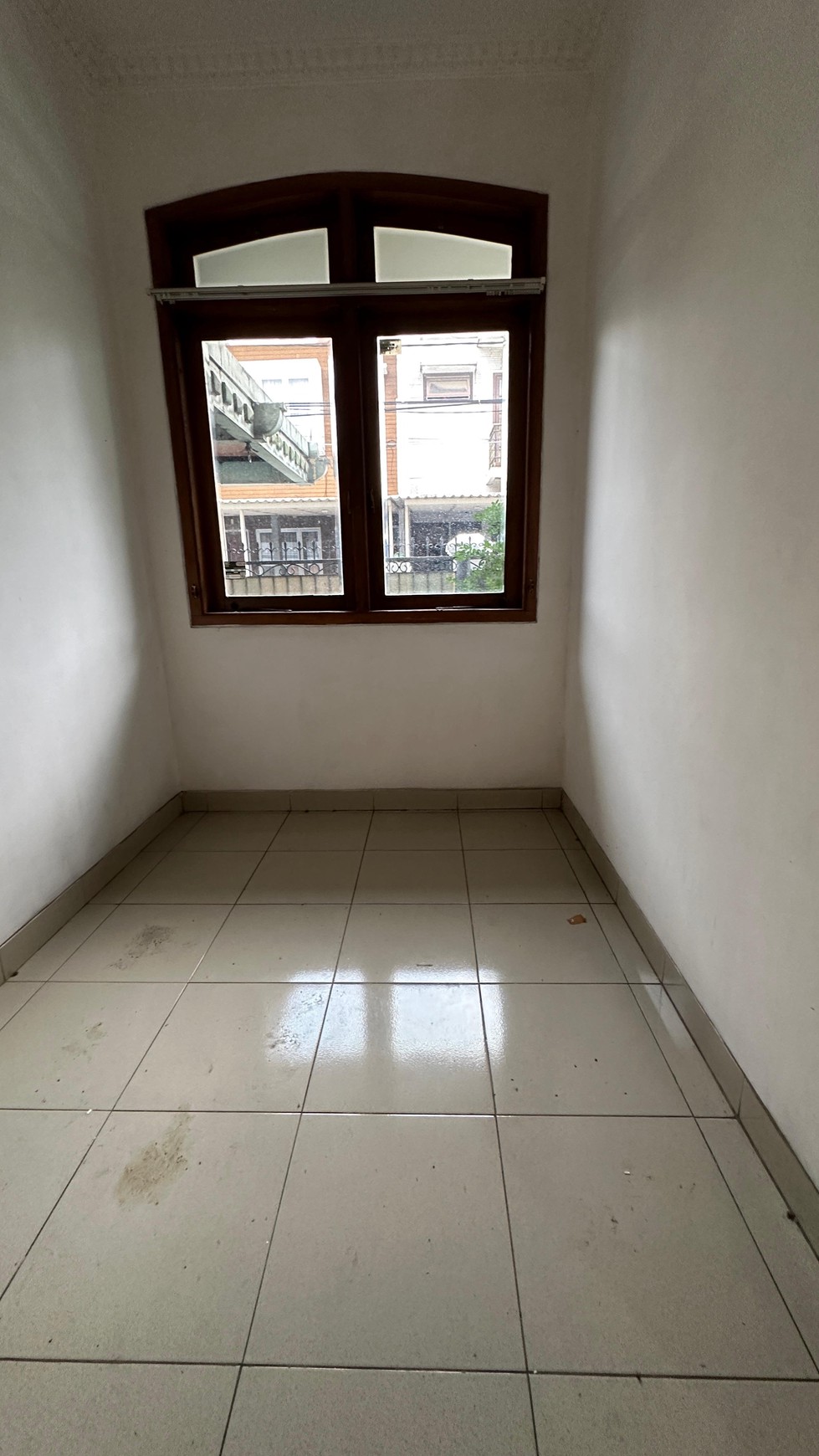 Dijual rumah di Jl Grinting - Blok A - Kebayoran Baru- Jakarta Selatan