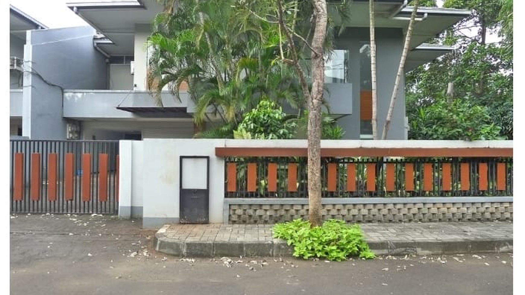 Rumah Townhouse lokasi Cipete Antasari Cilandak 