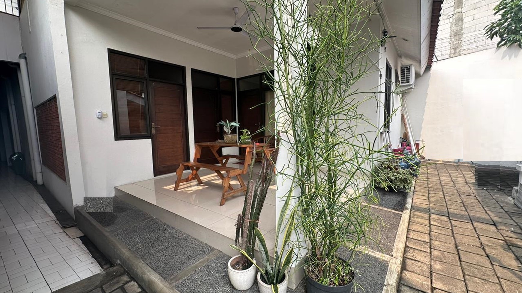 Rumah Bagus, Nyaman dengan Private Swimming Pool & Paviliun di Jl Bangka Kemang