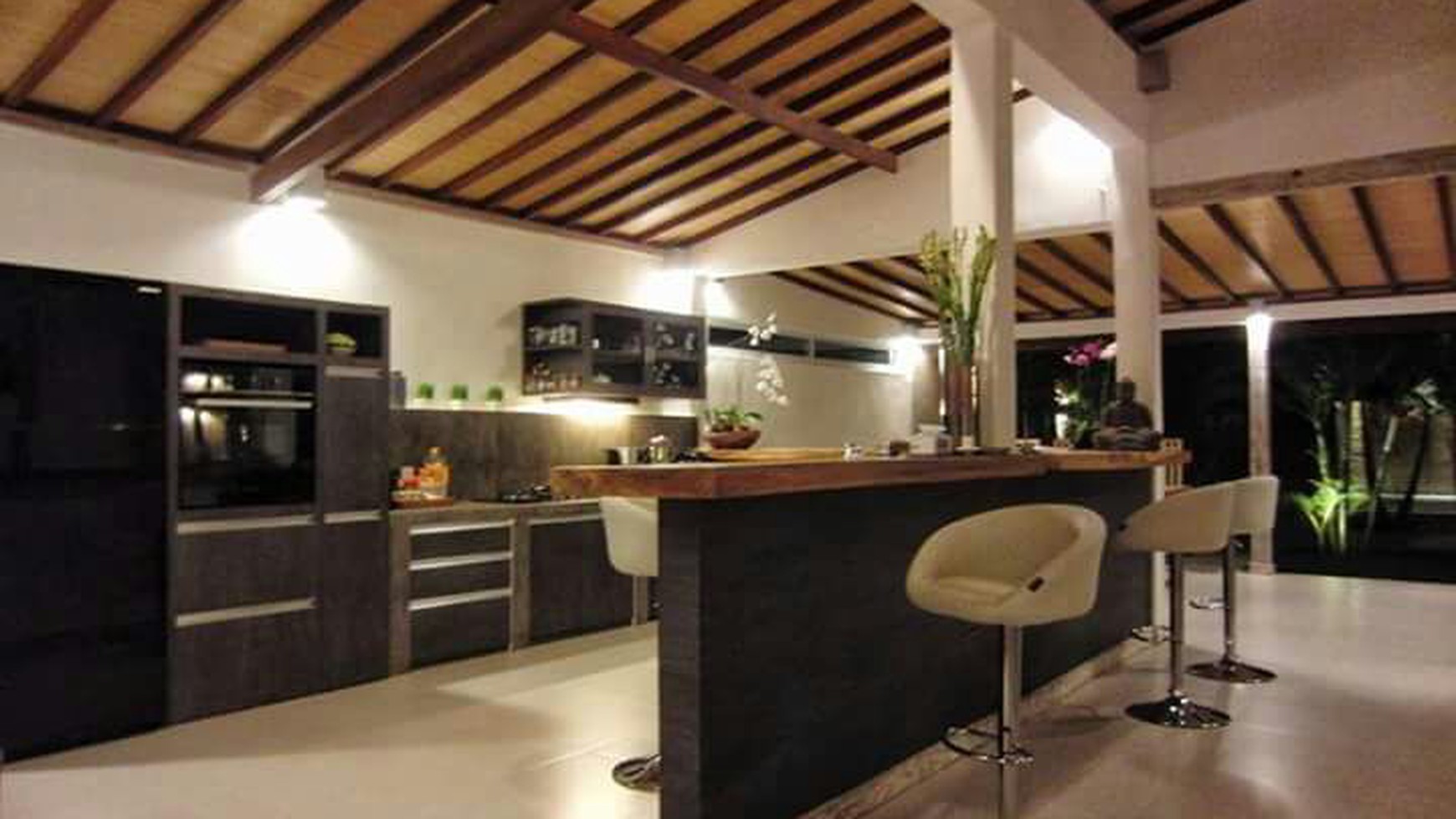 Villa Freehold 3 Bedrooms In Pantai Nyanyi Close To Luna Beach Club Bali