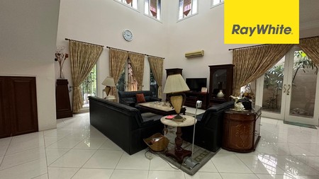 Rumah Dijual Graha Family Surabaya