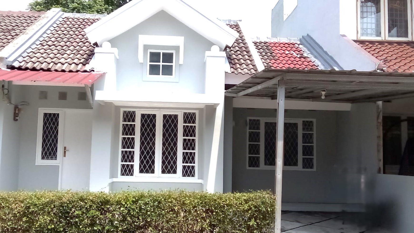 Rumah bagus siap huni di Graha Bintaro