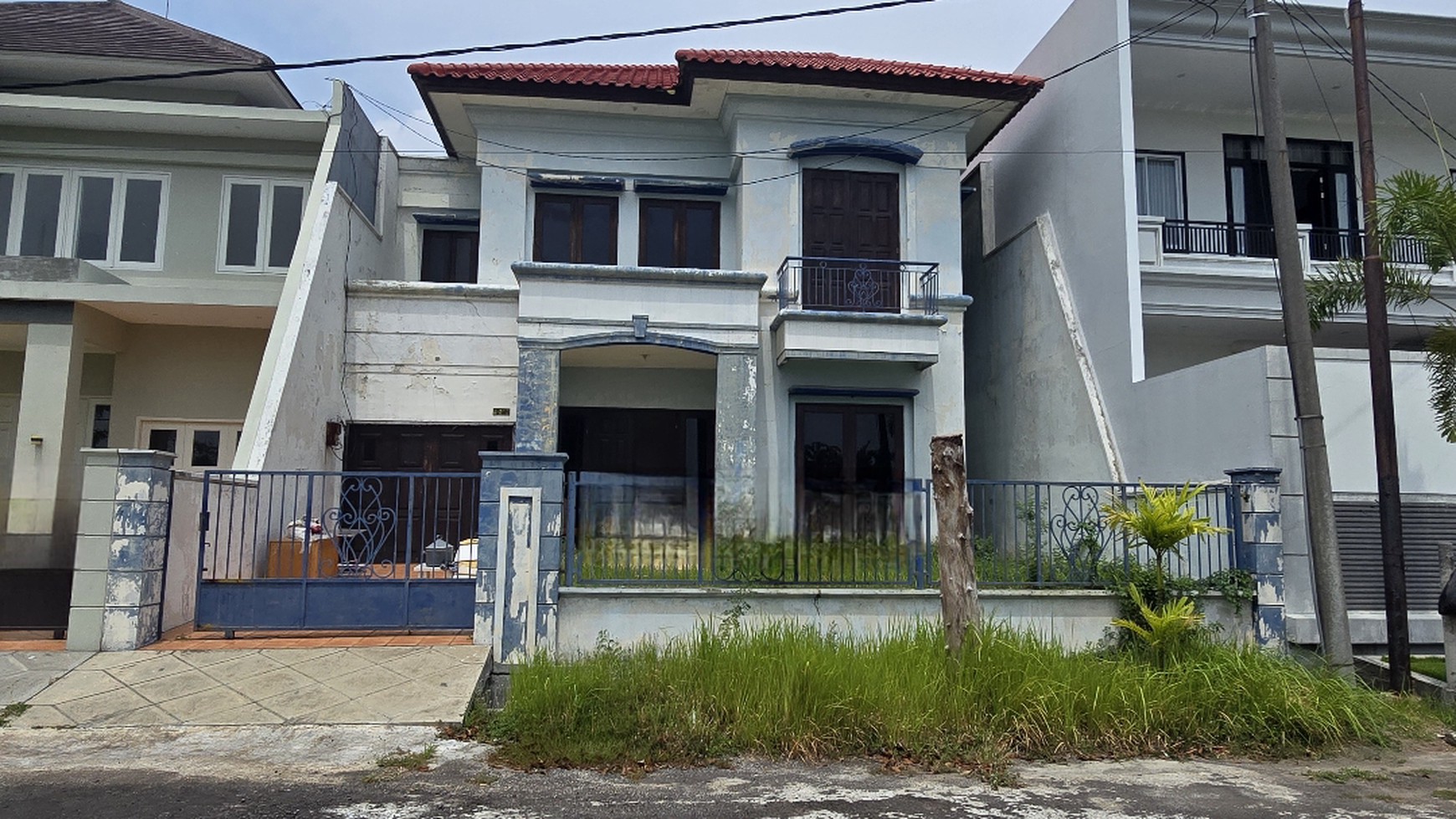 Dijual Rumah Vila Galaxy