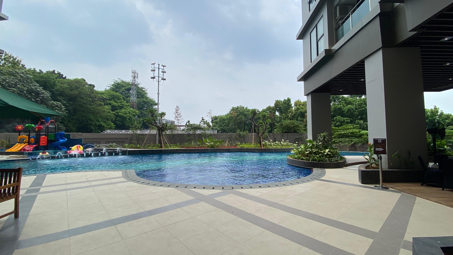 APARTEMEN MEWAH TIPE STUDIO SELANGKAH DARI MALL TSM CIBUBUR