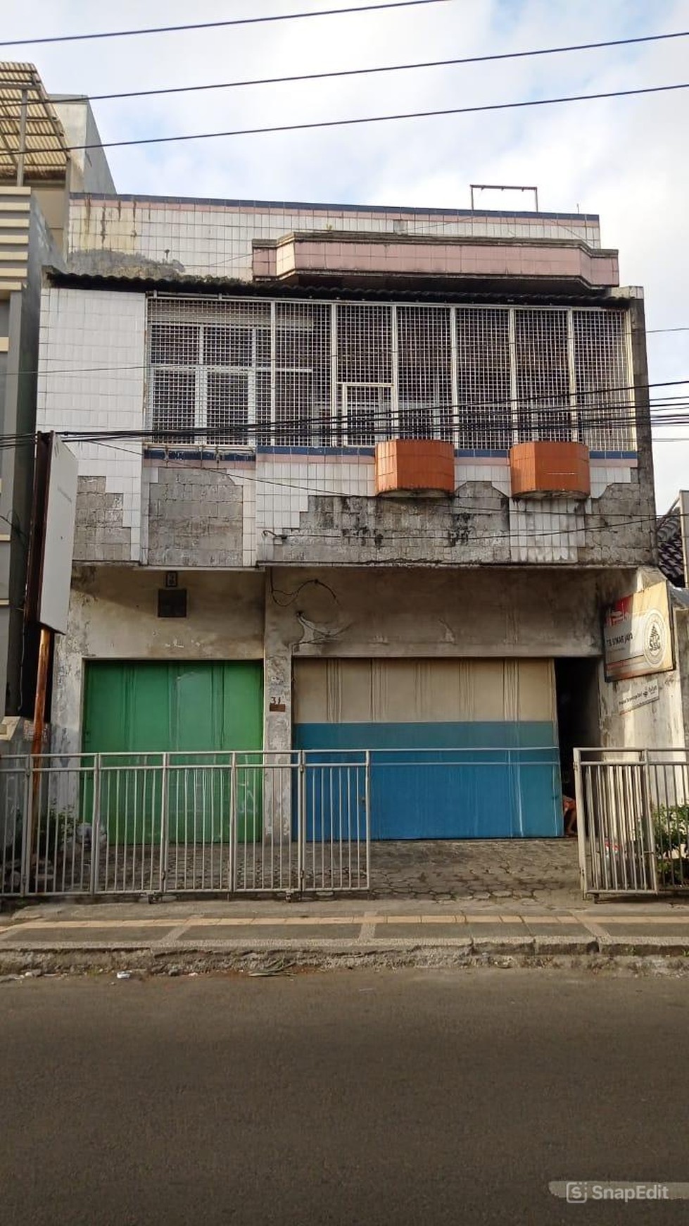 Rumah Hitung Tanah Area Cipete