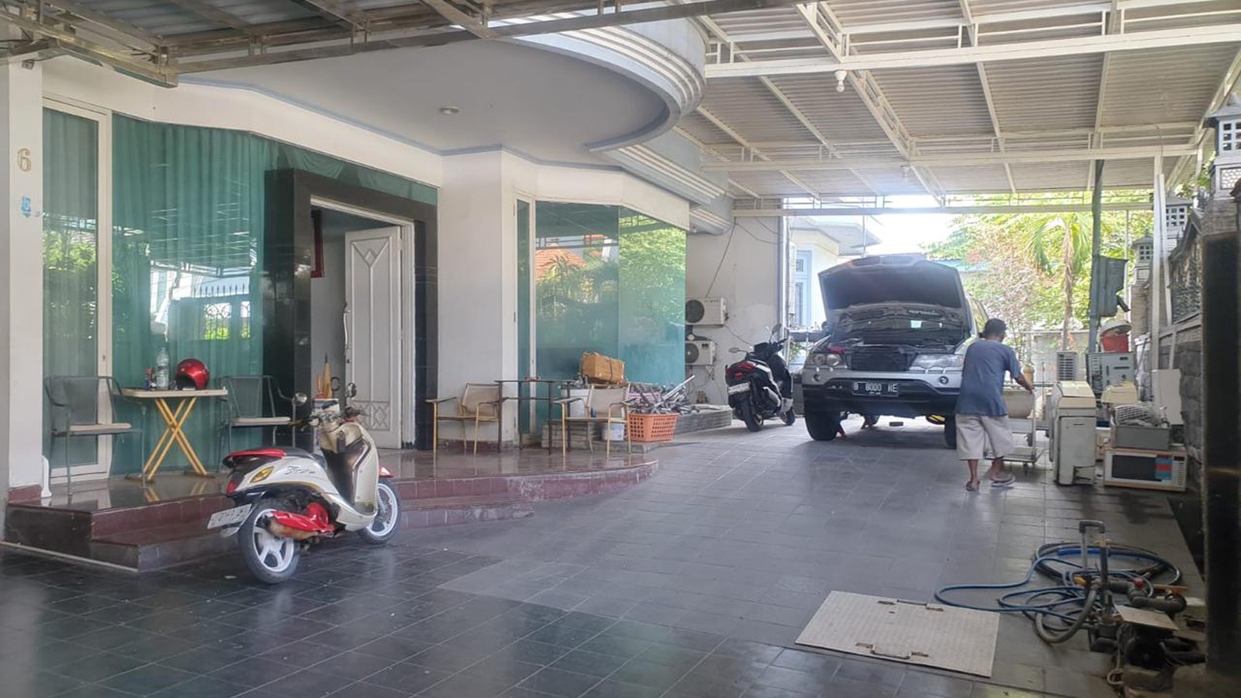 Rumah Hitung Tanah Area Cipete