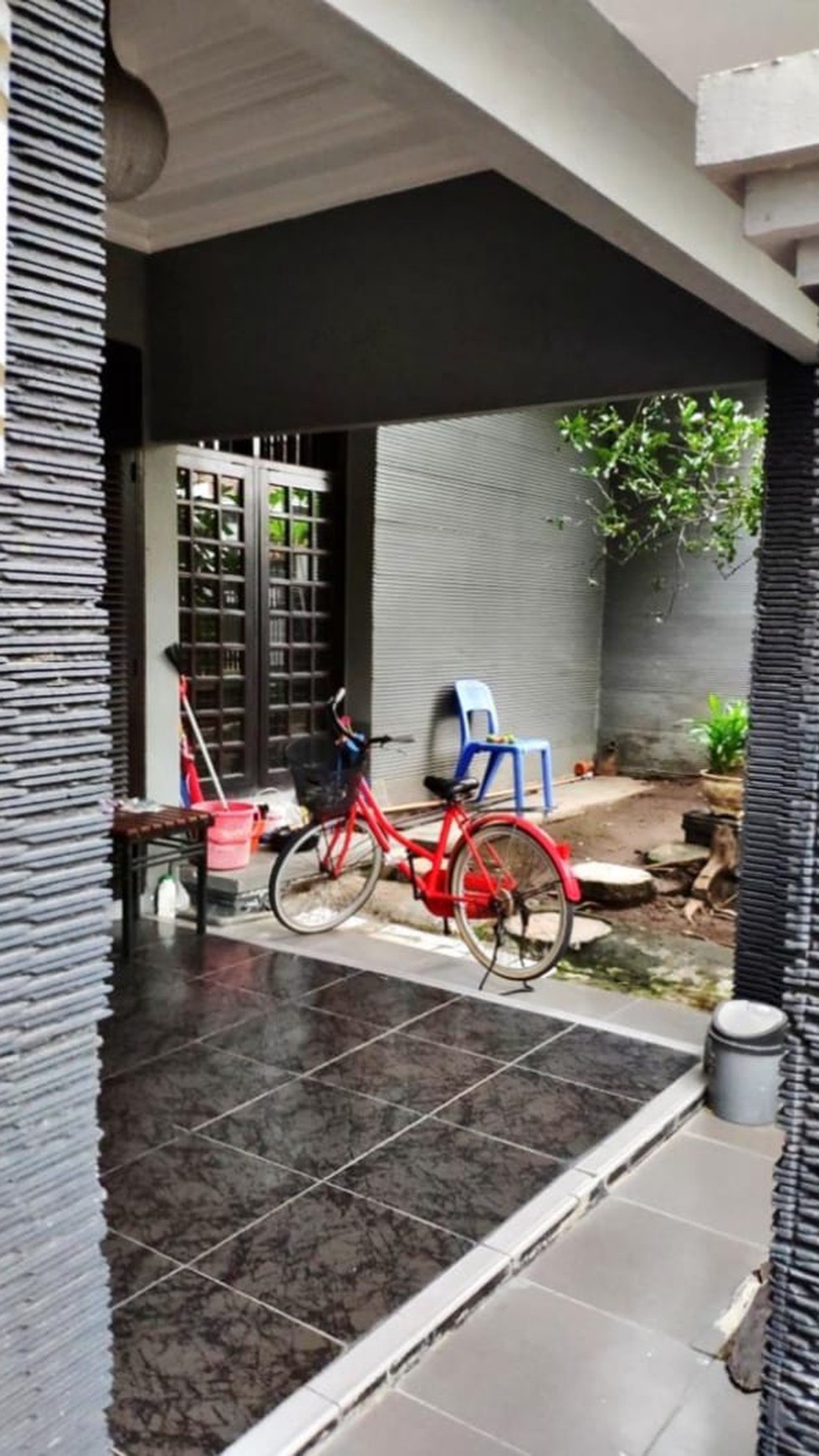 Rumah Hitung Tanah Area Cipete