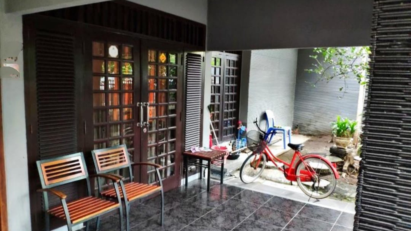 Rumah Hitung Tanah Area Cipete