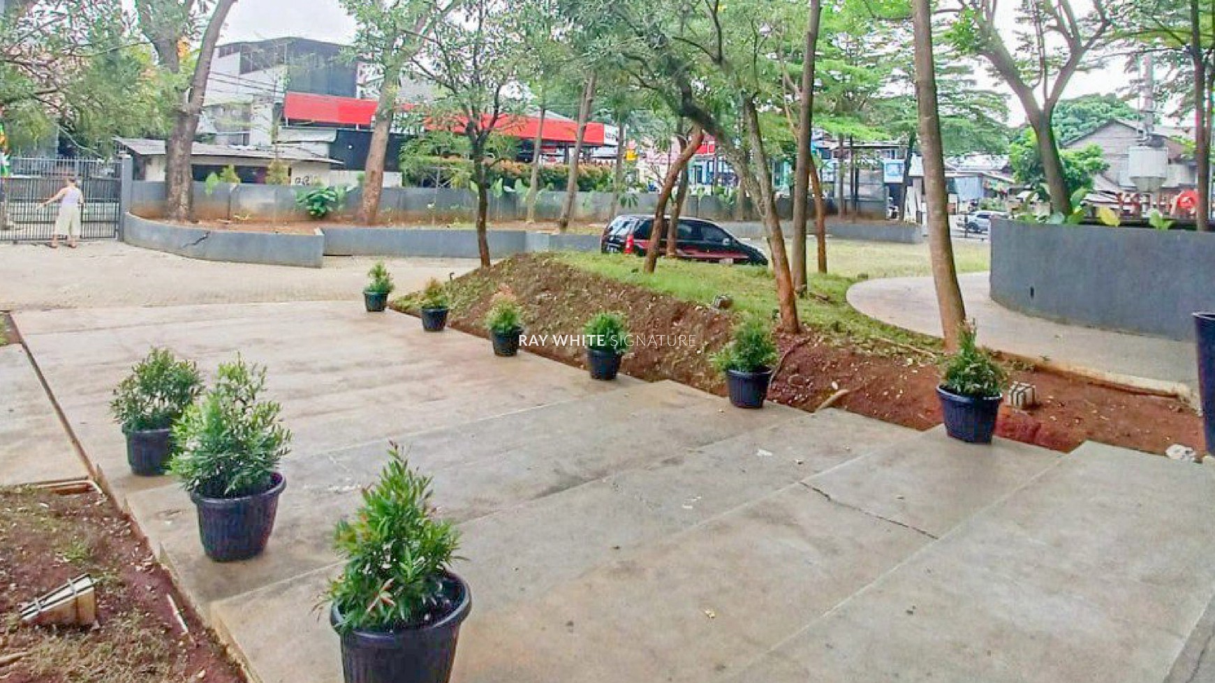 Rumah Hitung Tanah Area Cipete