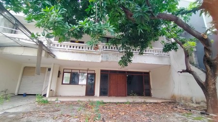 RUMAH PUSAT KOTA MURAH DEKAT RAYA DARMO 12 M