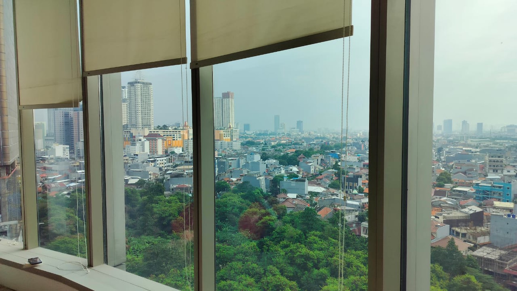 Lippo Thamrin Office, 362 m2,  5 minutes  walking distance  to MRT,  Plaza Indonesia and  Sarinah 