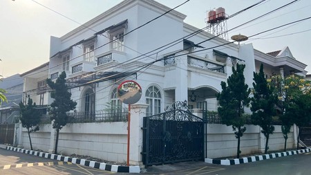 Rumah Kelapa Nias, Kelapa Gading Luas 15x17 m2