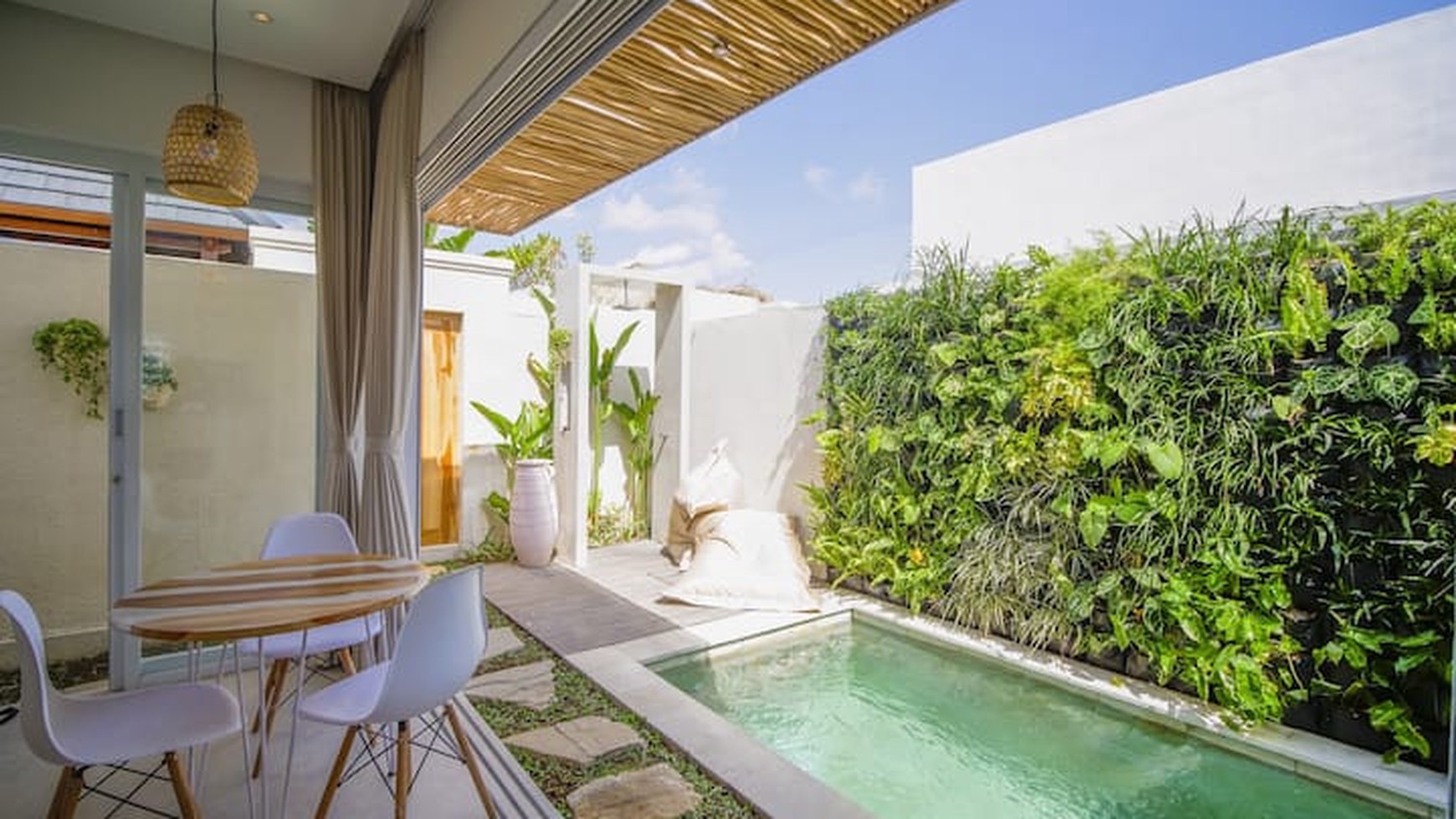 For Sale Leasehold - Brand new modern cozy villa complex close to Canggu 