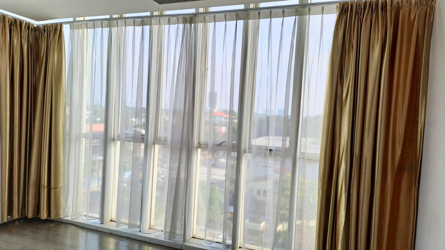 Apartemen 1 lantai Private Lift Sendiri Di Mampang Prapatan, Jakarta Selatan