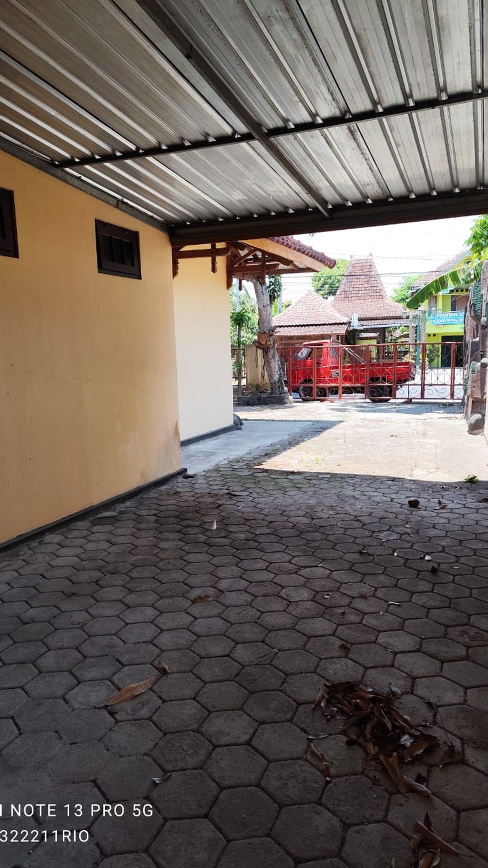 Rumah Tinggal Lokasi Strategis Dekat Pasar Seni Gabusan 