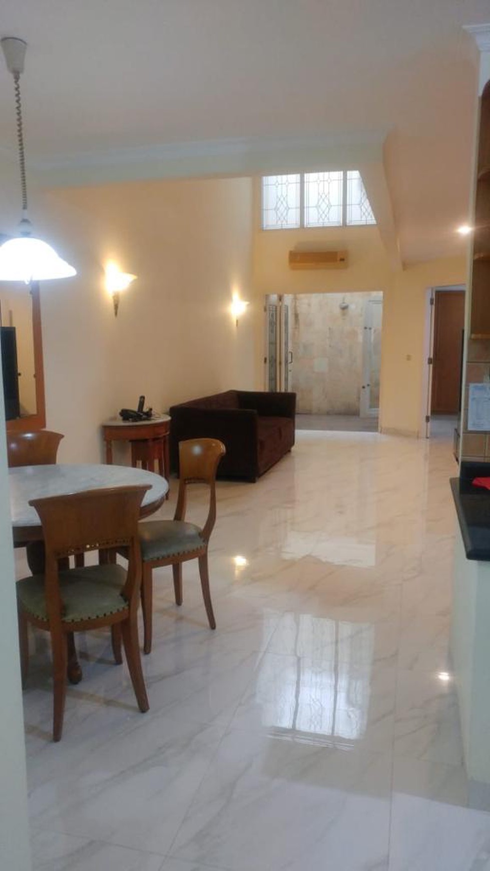 Rumah Hitung Tanah Area Cipete