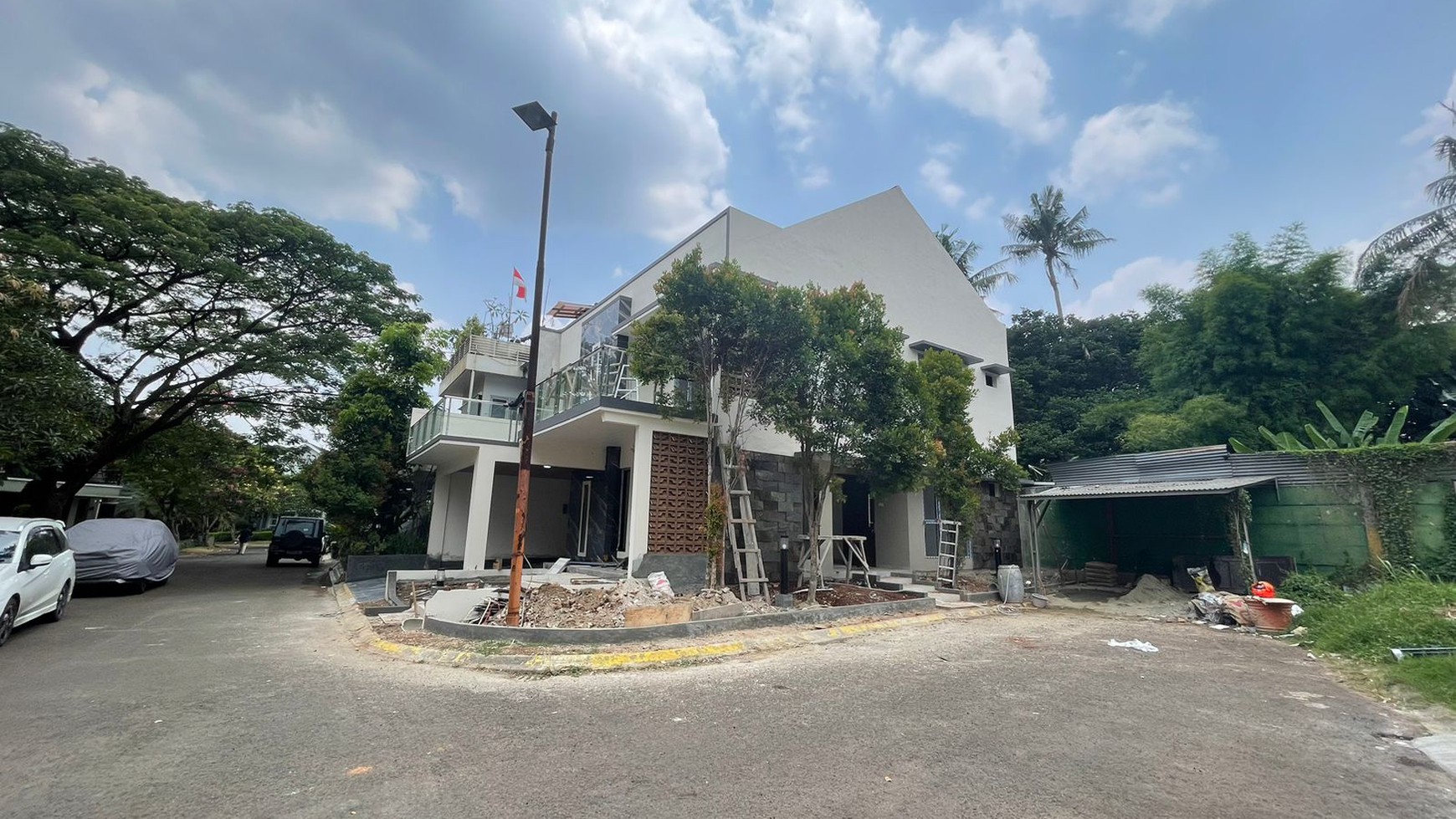 Rumah Hitung Tanah Area Cipete