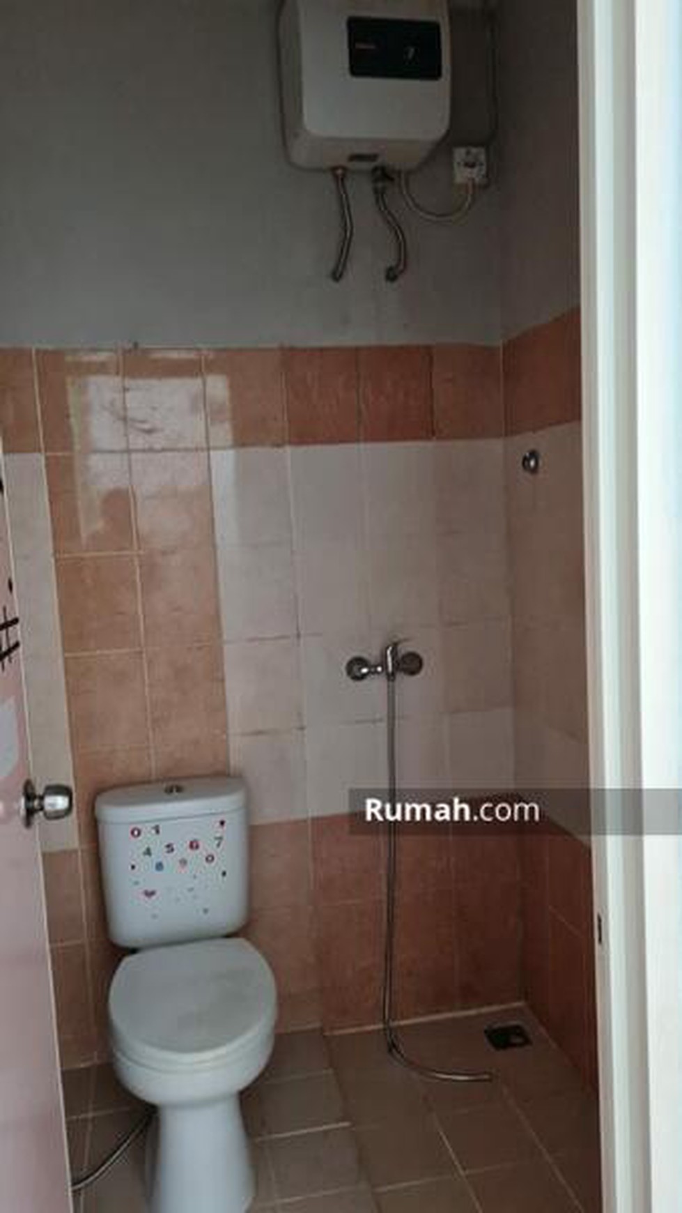 Rumah Hitung Tanah Area Cipete