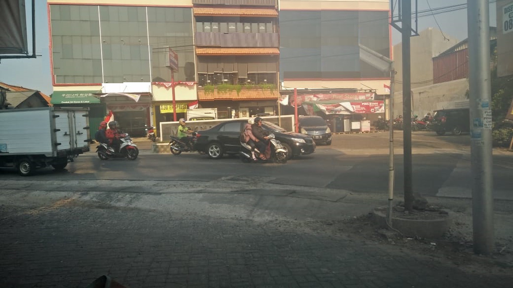 Ruko komersial di ciledug