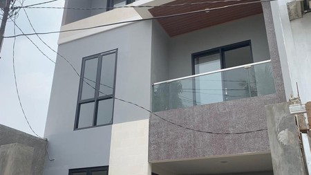 Rumah Baru 3Lantai, Diarea Cidodol.Dekat Gatte Toll Jorr-Bandara