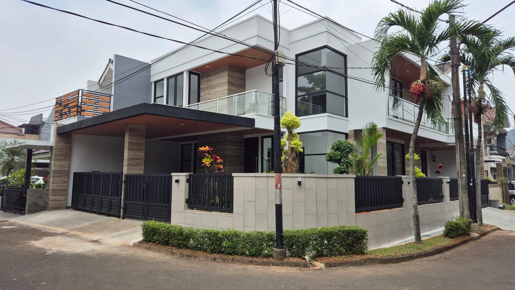 Rumah Brand new,cantik siap huni di Bintaro sektor 9