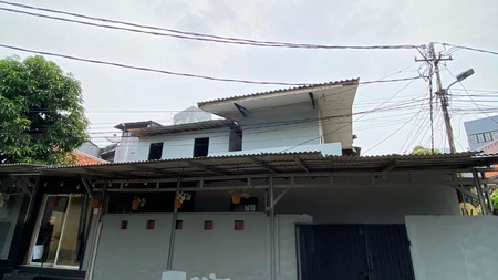 Rumah Kos Posisi Hook di Setiabudi, Jalan 2 Mobil.