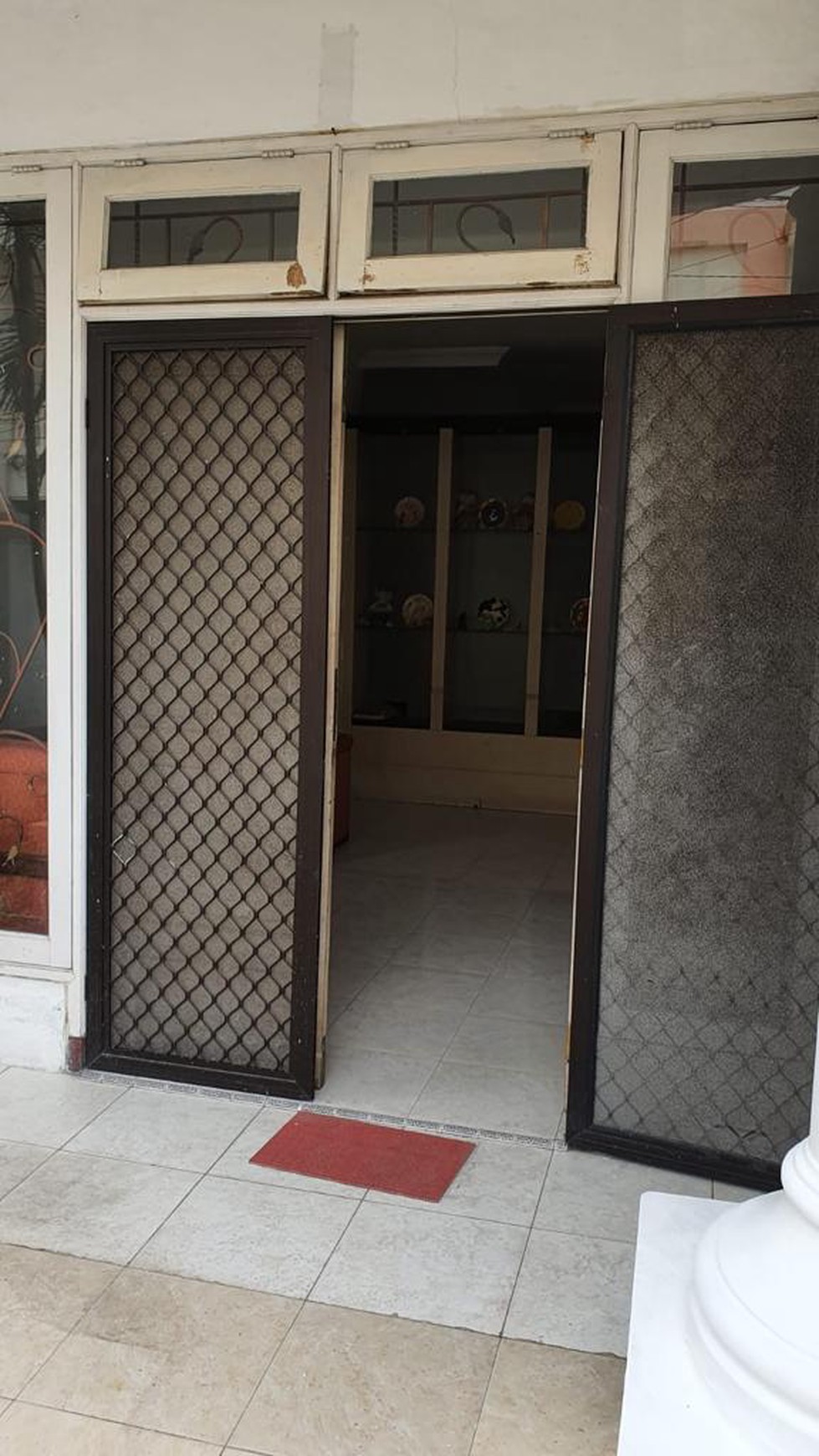 Dijual Rumah Furnish Dharmahusada Mas Surabaya