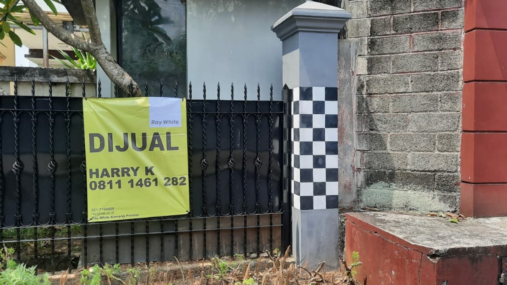 Rumah Baru  Asri dan Nyaman di Cluster daerah Cipedak, Jagakarsa