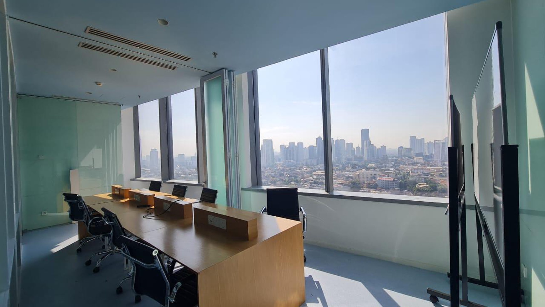 Dijual Office Space Siap Pakai dan Lokasi Strategis @Setiabudi