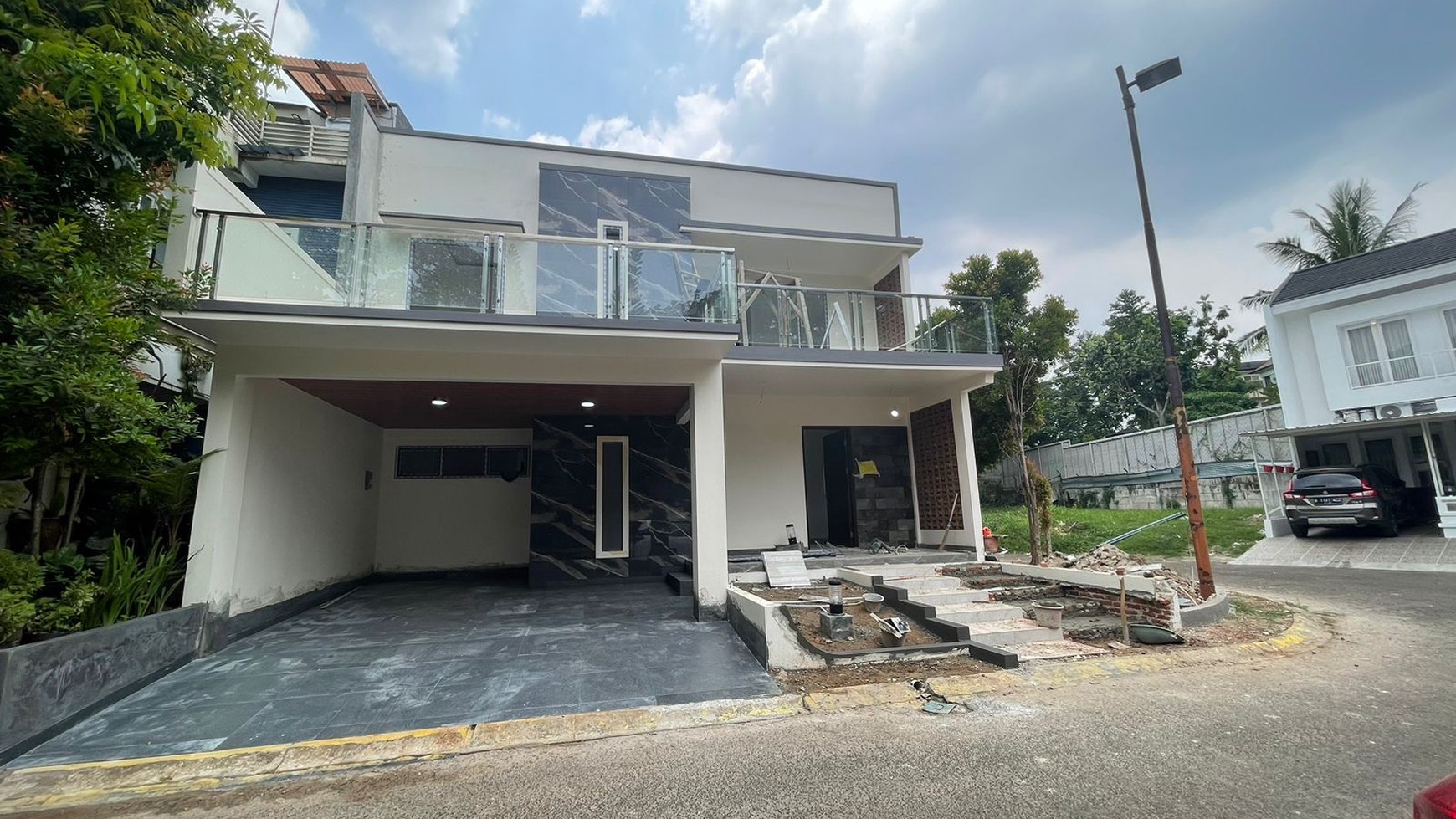 Rumah Baru,dalam cluster di Bintaro Jaya 9