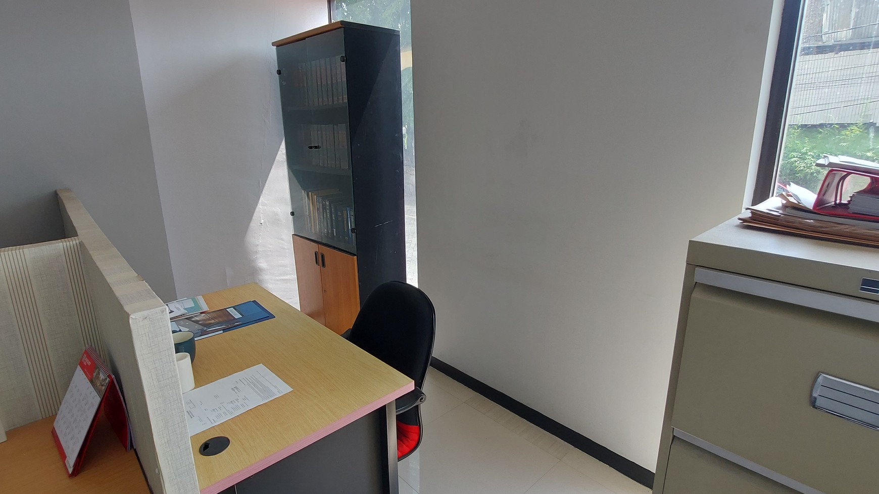 Ruang Kantor Strategis di Apartemen Cervino Tebet