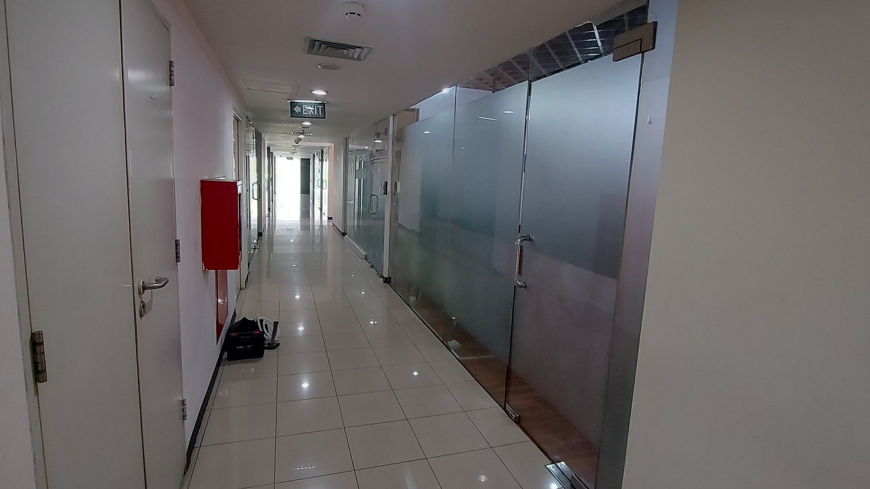 Ruang Kantor Strategis di Lantai 1 Apartemen Cervino Tebet