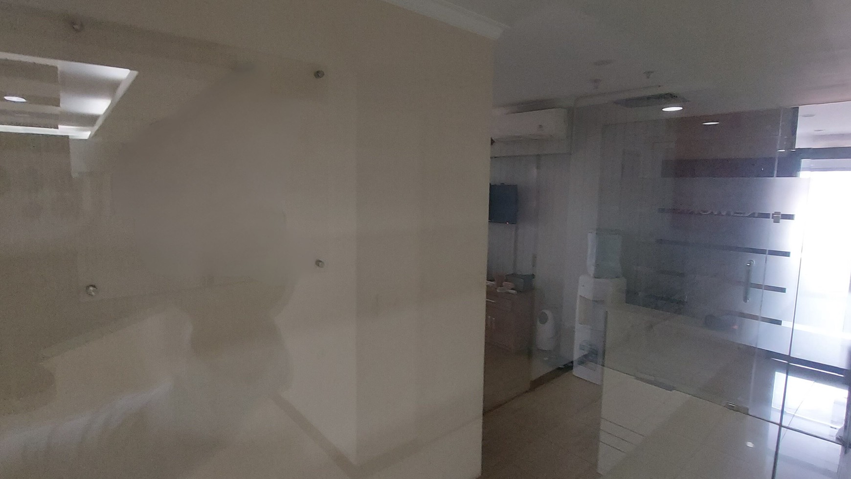 Ruang Kantor Strategis di Lantai 1 Apartemen Cervino Tebet