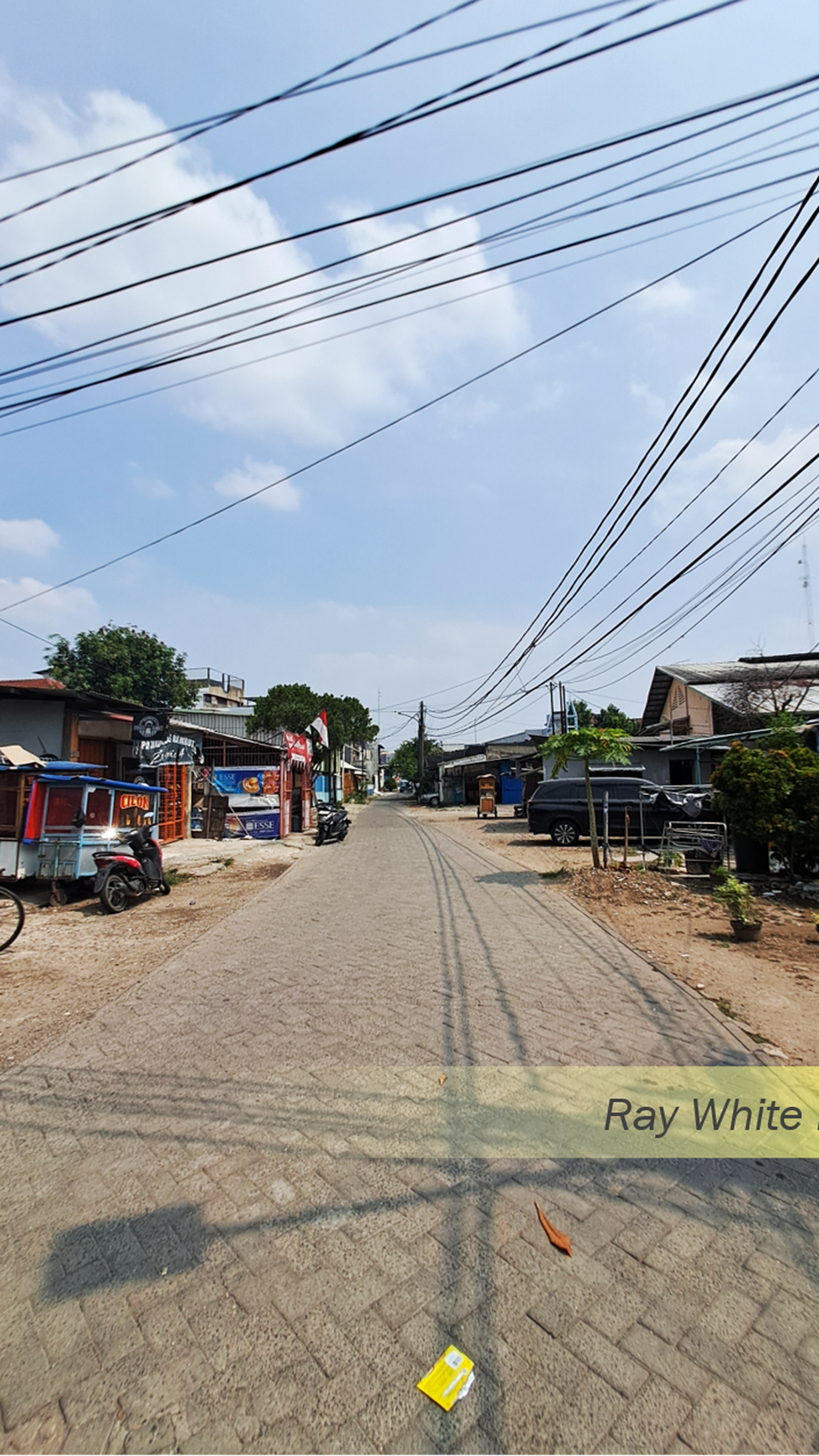 Ruang Usaha Hitung Tanah di Perempatan Jalan Utama Sukasari, Kota Tangerang