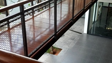 Dijual Rumah Bagus Siap Huni di Menteng Jakarta Pusat