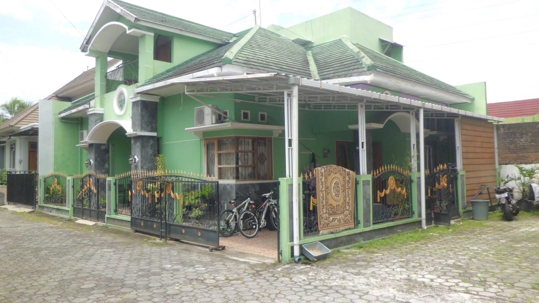 Rumah Tinggal Semi Furnish Dalam Perum Griya Putri Indah Mlati Sleman 