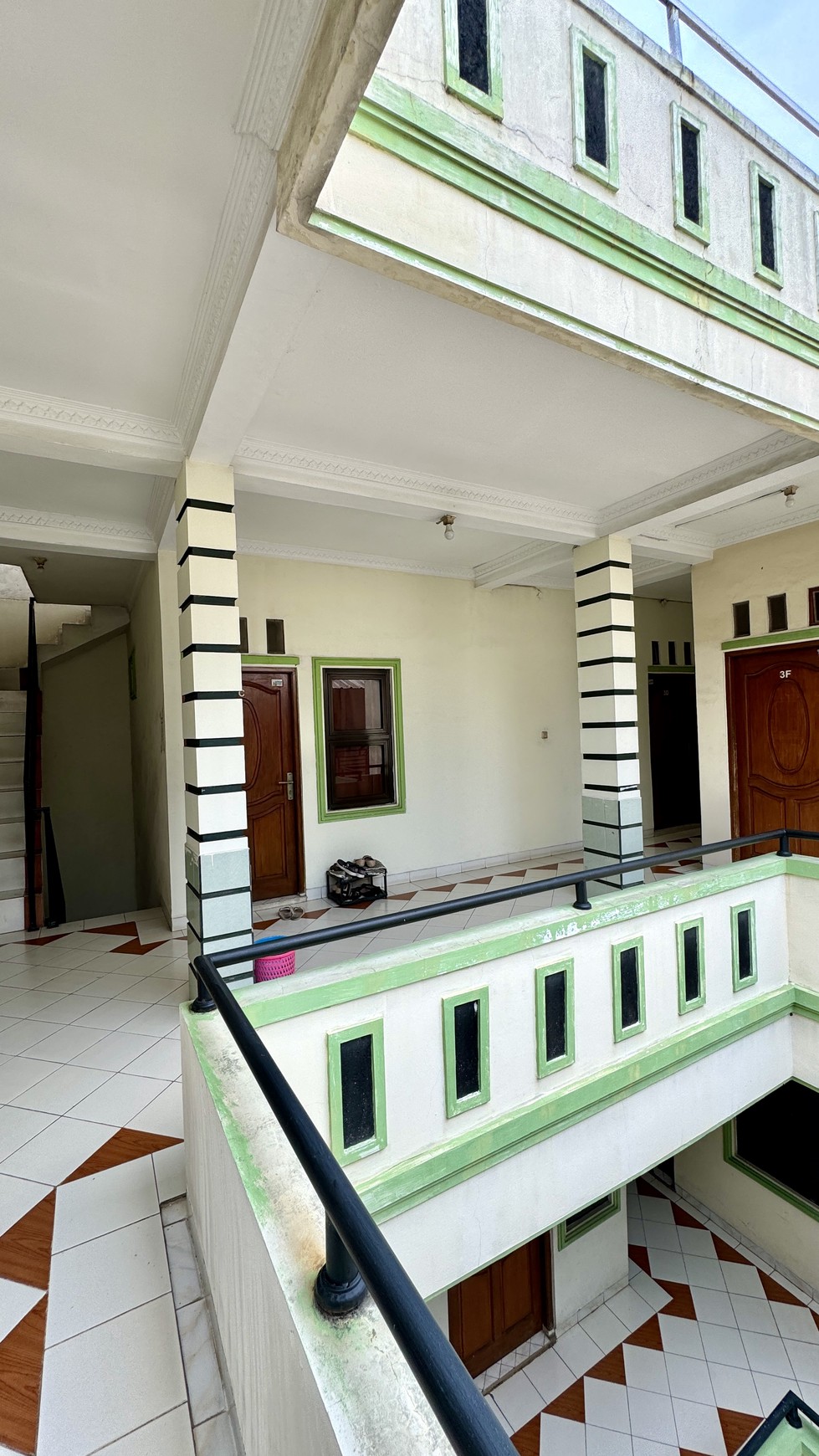 Dijual Ruko dan Rumah Kos di Tole Iskandar, Depok