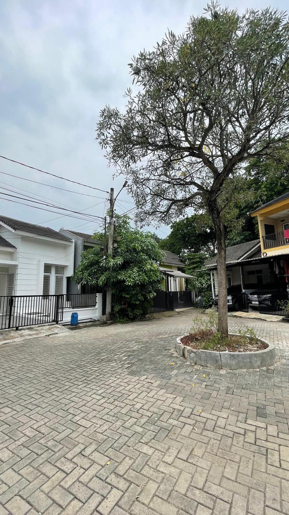 Rumah Cantik Siap Huni dengan Hunian Nyaman & Strategis @Serpong