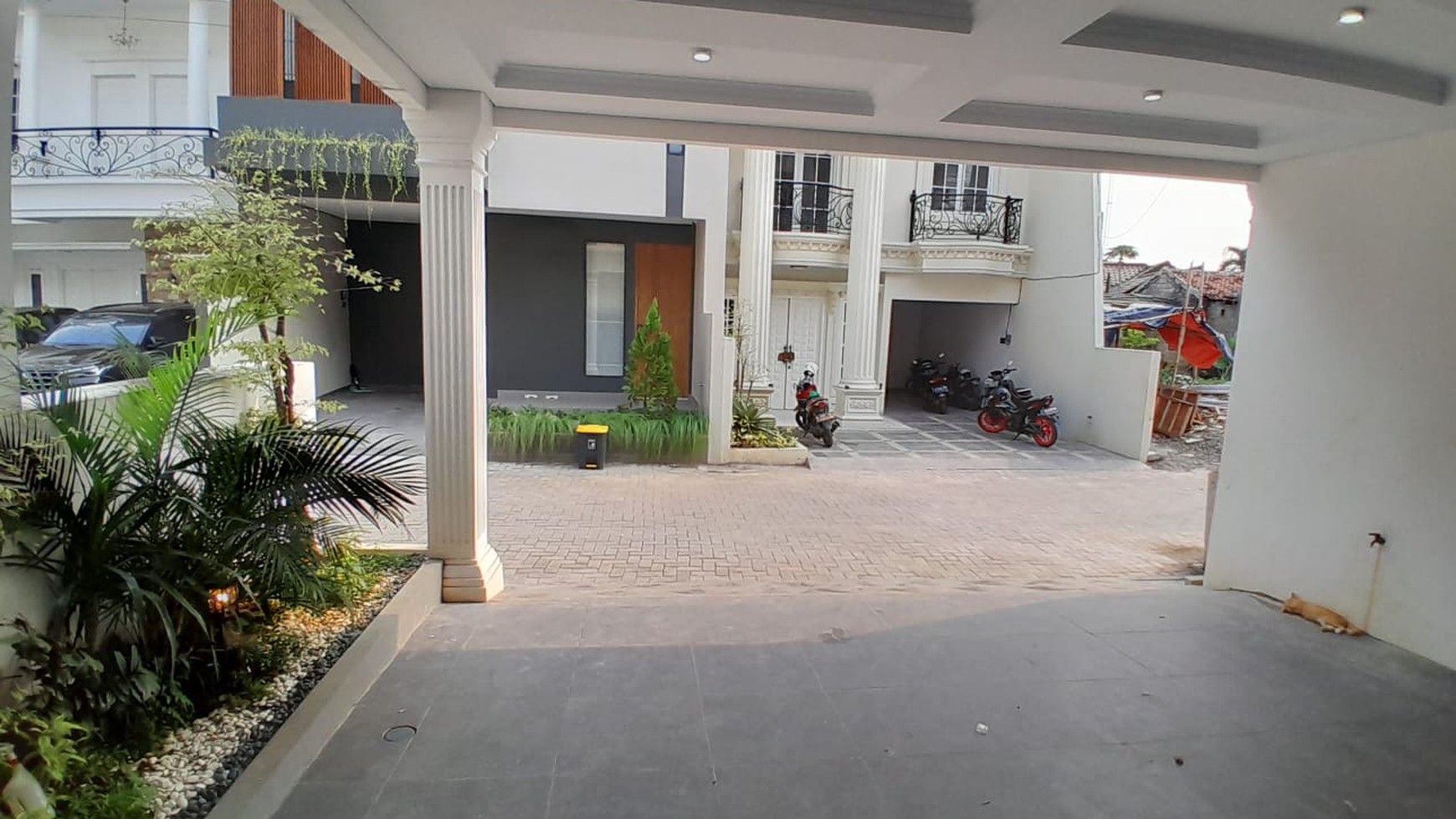 Rumah Hitung Tanah Area Cipete