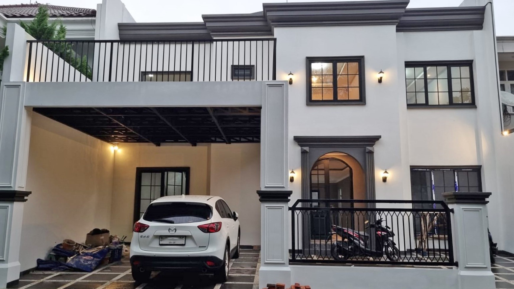 Rumah Hitung Tanah Area Cipete