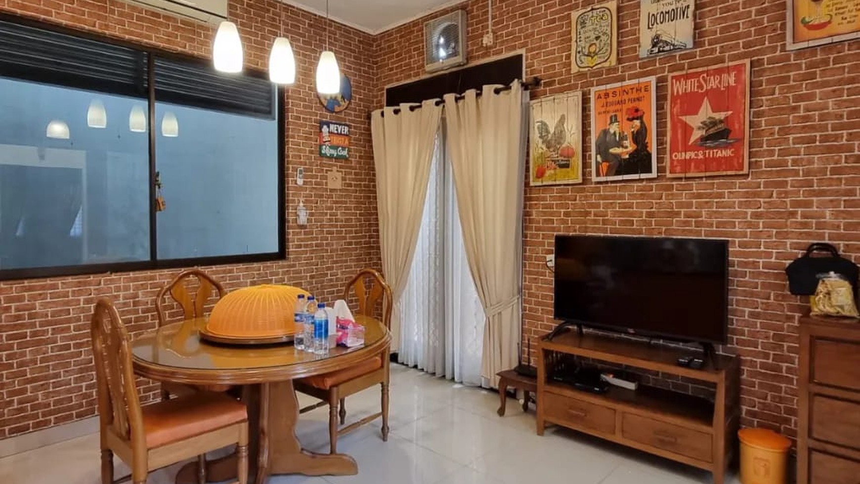 Rumah Hitung Tanah Area Cipete