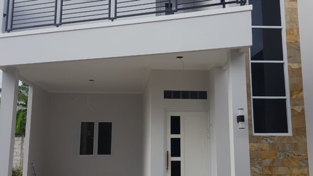 Rumah brand new, Cantik minimalis siap huni