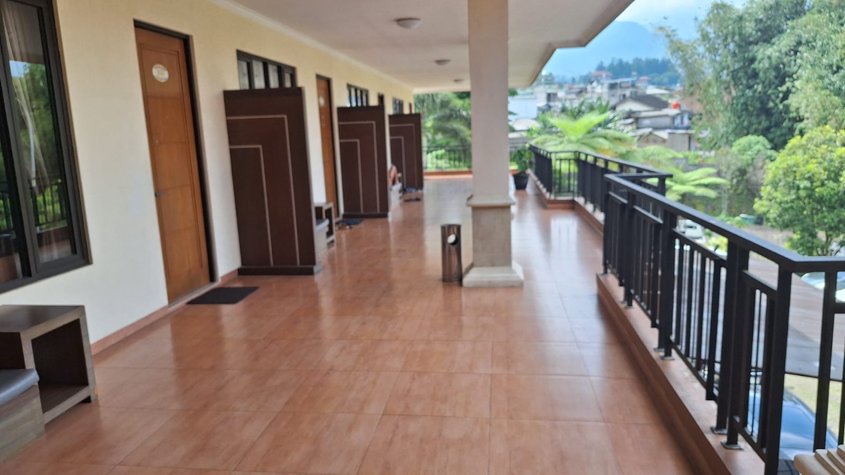 Dijual Hotel Megah di Raya Puncak Bogor