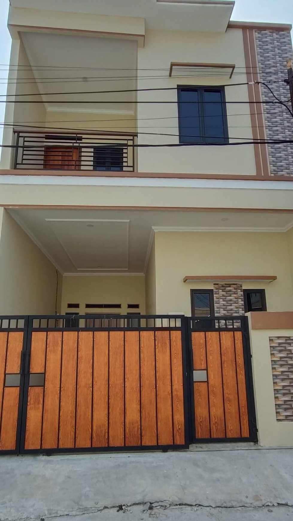 Rumah 2 lantai di Poris Indah Tangerang